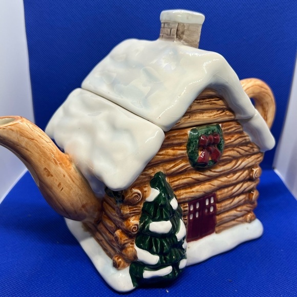 Northland Collection Log Cabin Tea Pot Christmas Cabin Tea Pot - Picture 1 of 12